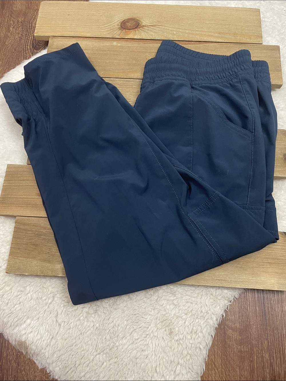 The North Face Sheltay Capri Jogger Cargo Pants Navy Blue